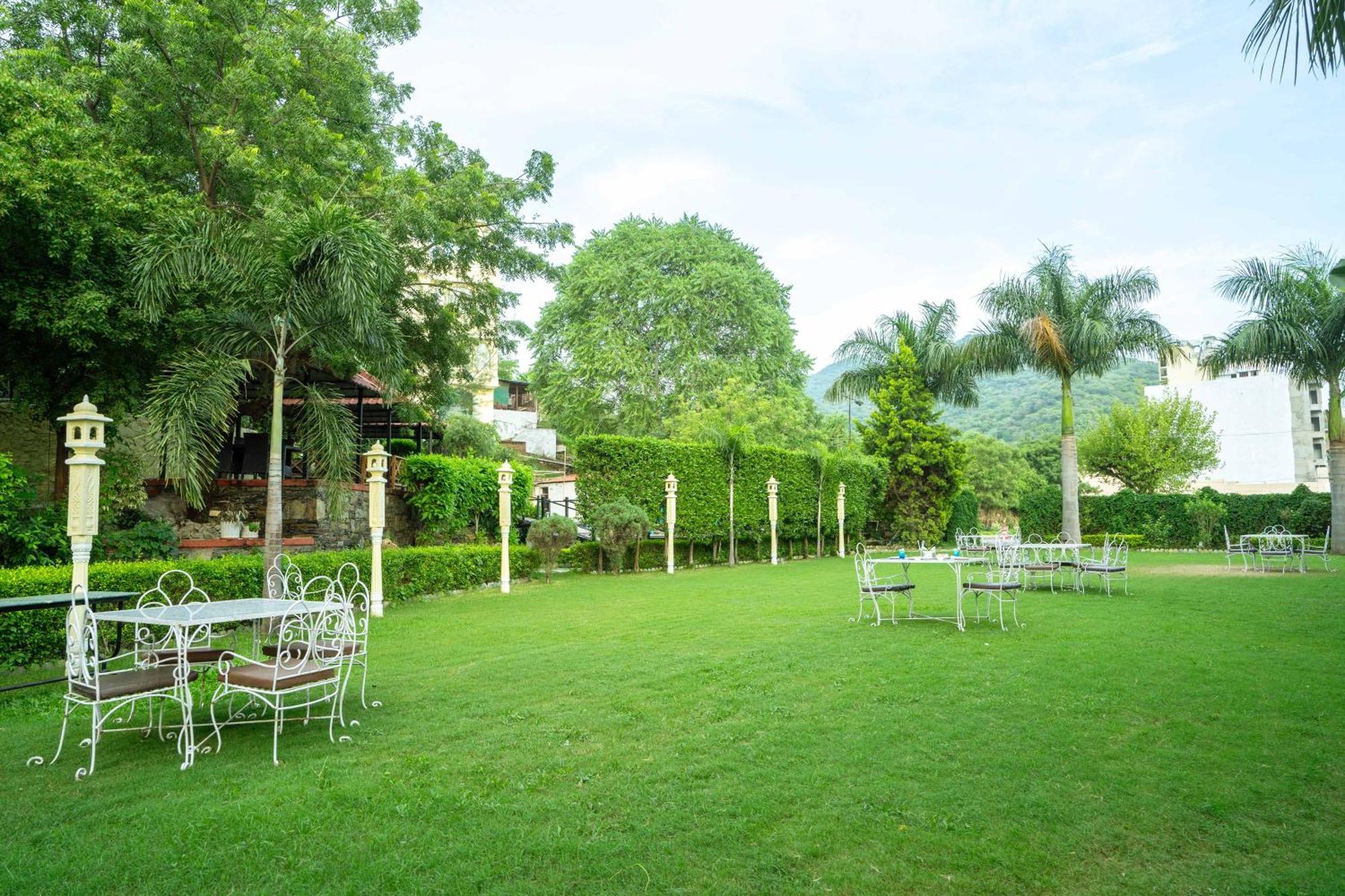 Treebo The Aravali Getaway Hotell Udaipur Eksteriør bilde