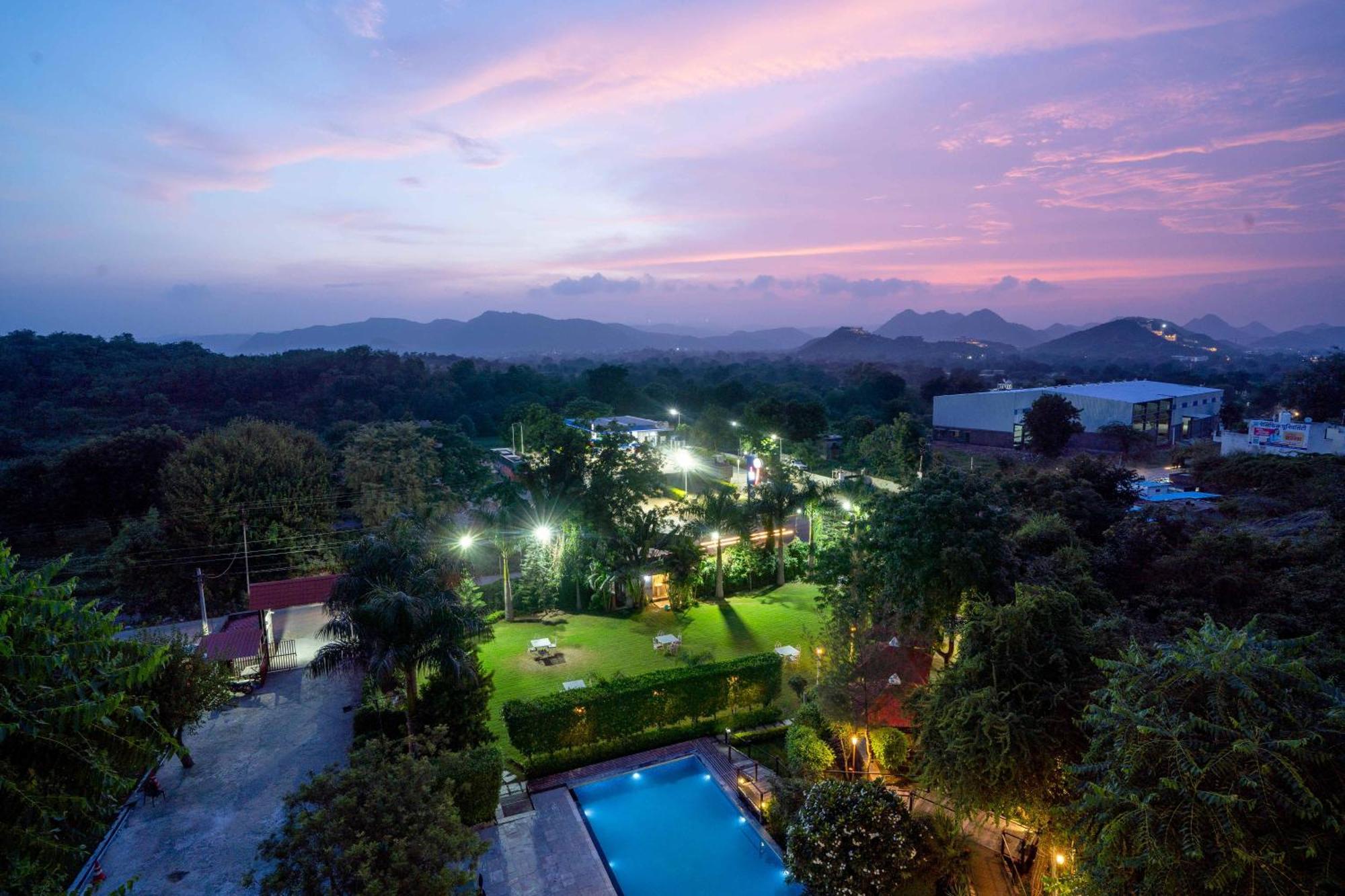 Treebo The Aravali Getaway Hotell Udaipur Eksteriør bilde
