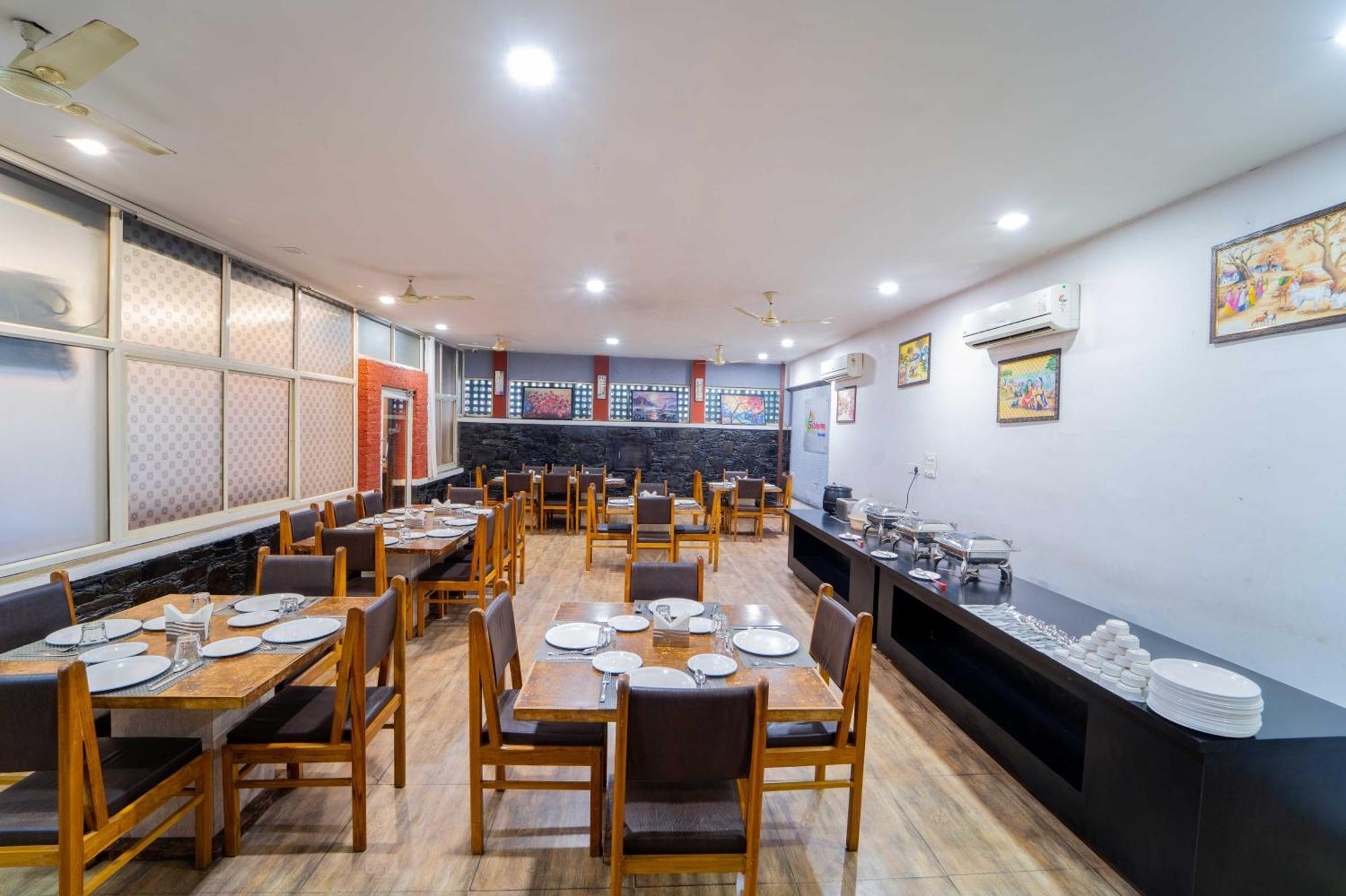 Treebo The Aravali Getaway Hotell Udaipur Eksteriør bilde